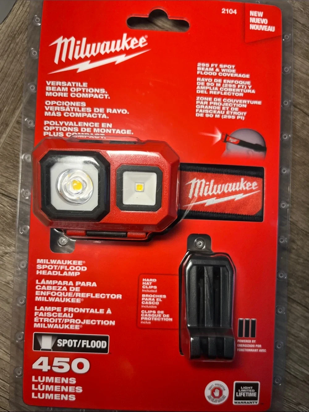 Milwaukee Red Spot/Flood Headlamp — Versatile 450 Lumens